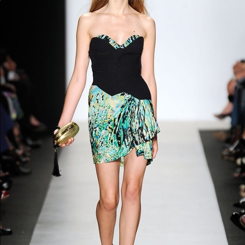BCBG MaxAzria Runway strapless black/green